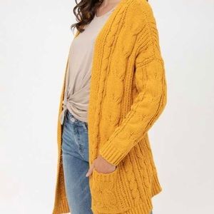 Cable Knit Sweater Cardigan with Pockets